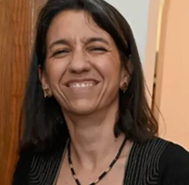 Dra. Lucía Llanos Jiménez